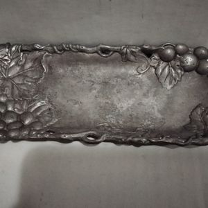 Arthur Court tray grape leaf